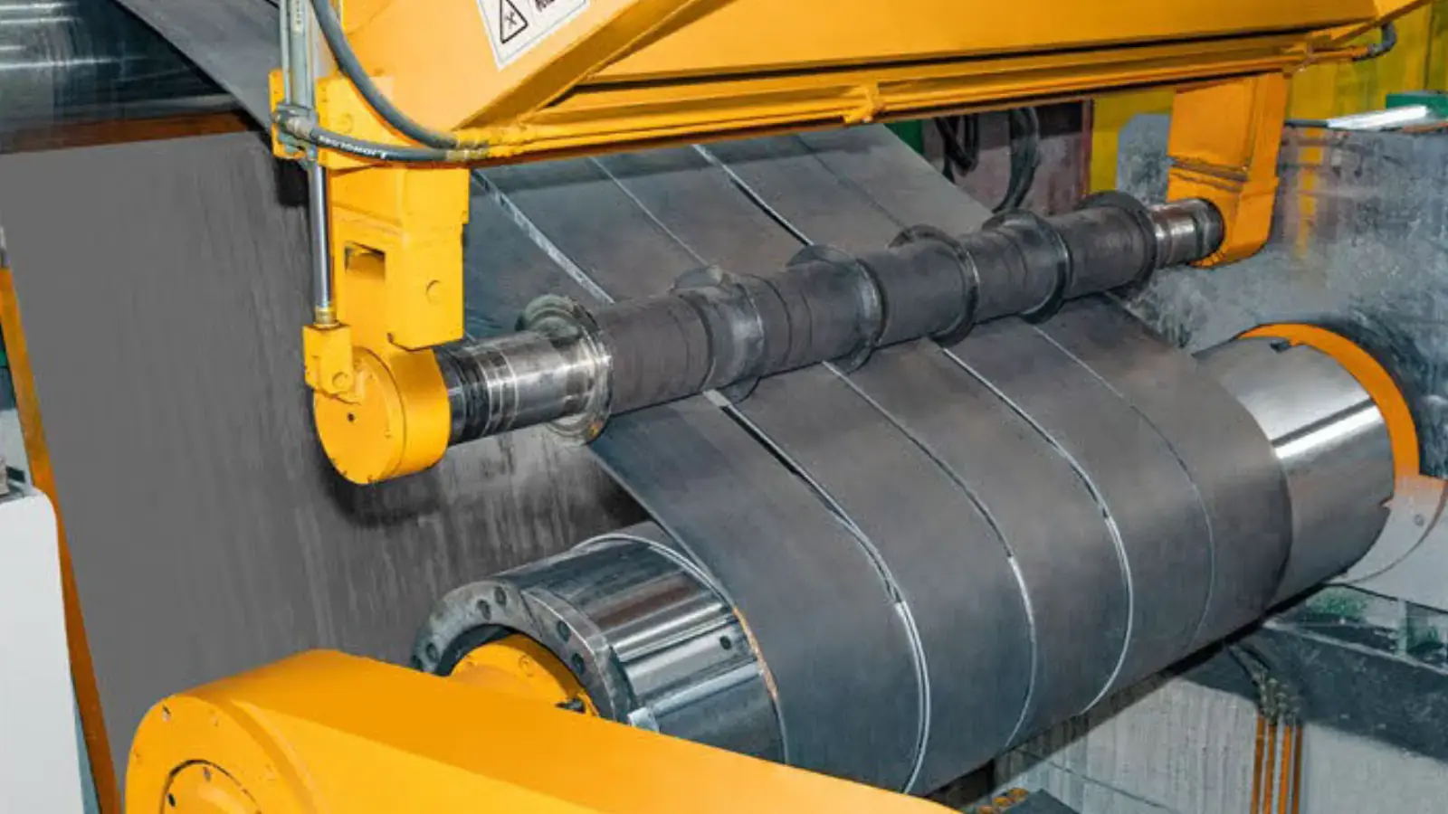 เครื่องตัดแถบแผ่นหนา 14 mm × 2000 mm — ภาพจริง XIONGJIN